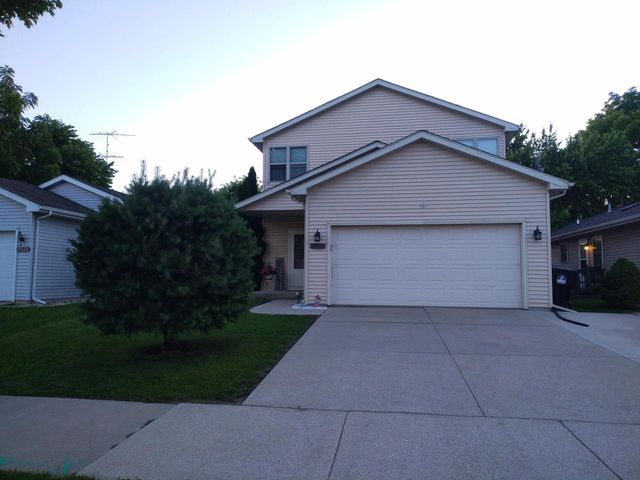 2024 Grove AVENUE, Racine, WI 53405