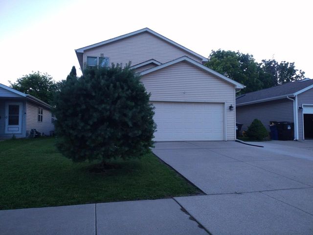 2024 Grove AVENUE, Racine, WI 53405