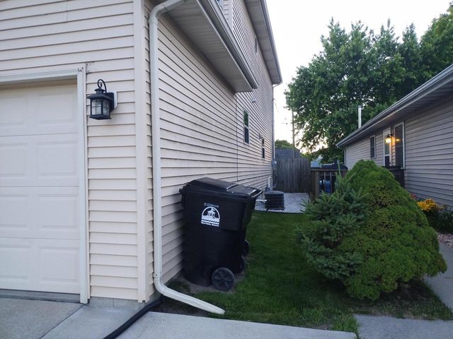 2024 Grove AVENUE, Racine, WI 53405