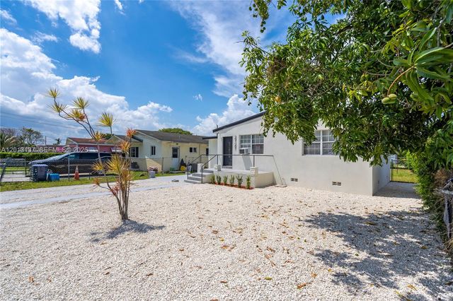 2121 NW 64th St, Miami, FL 33147