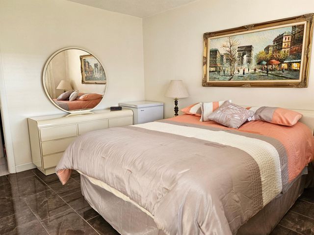 2920 Crosley Drive E B, West Palm Beach, FL 33415