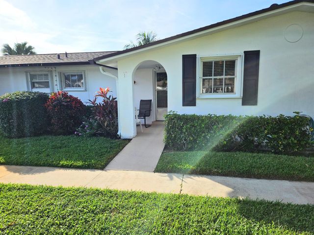 2920 Crosley Drive E B, West Palm Beach, FL 33415