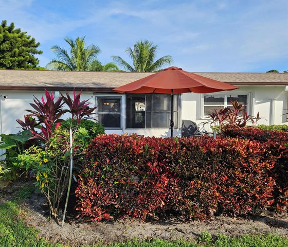 2920 Crosley Drive E B, West Palm Beach, FL 33415