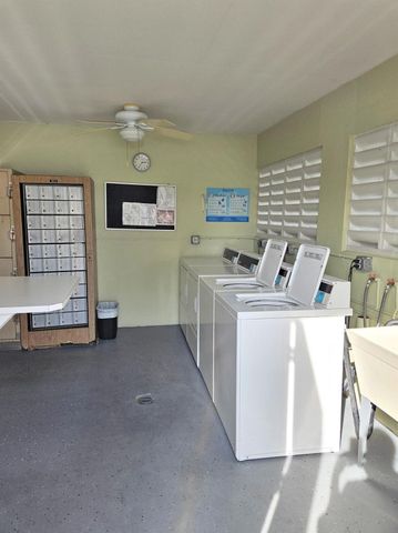 2920 Crosley Drive E B, West Palm Beach, FL 33415