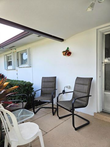 2920 Crosley Drive E B, West Palm Beach, FL 33415