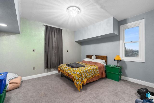 115 S Grange Ave Avenue, Sioux Falls, SD 57104