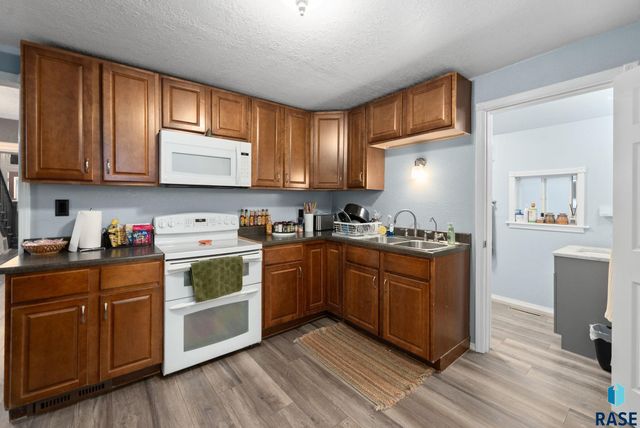 115 S Grange Ave Avenue, Sioux Falls, SD 57104