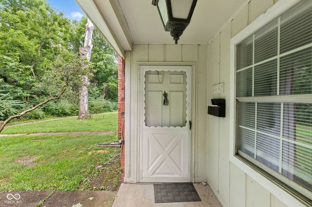 6440 Commons Drive, Indianapolis, IN 46254