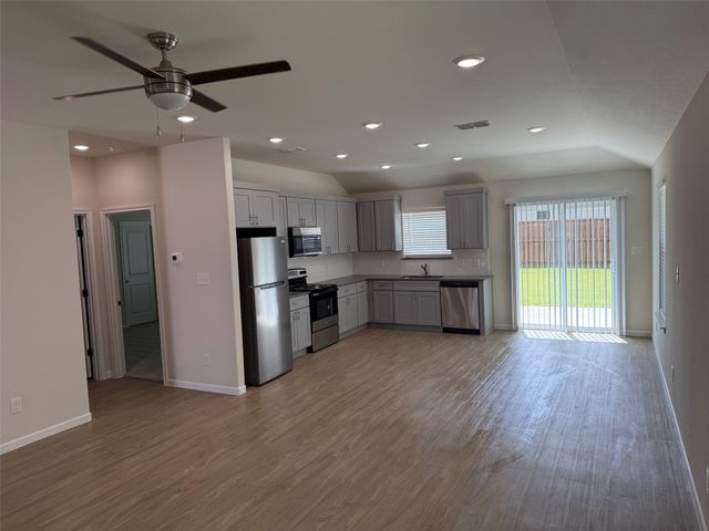 1819 Boxwood Drive, Sherman, TX 75092