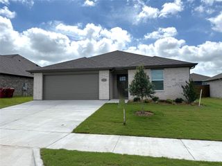 1819 Boxwood Drive, Sherman, TX 75092