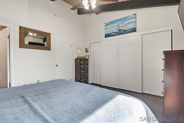 4202 Loma Riviera Ln, San Diego, CA 92110