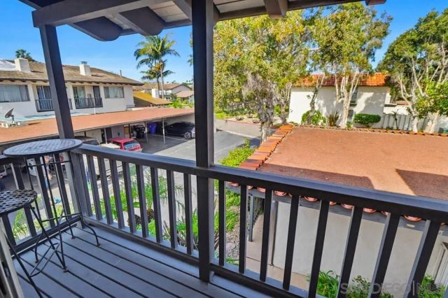 4202 Loma Riviera Ln, San Diego, CA 92110