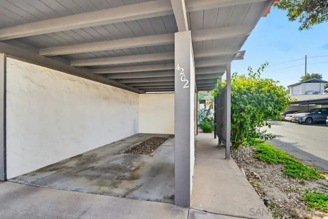 4202 Loma Riviera Ln, San Diego, CA 92110