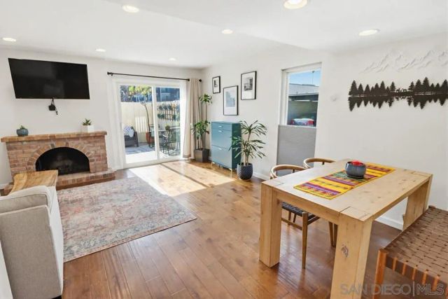 4202 Loma Riviera Ln, San Diego, CA 92110