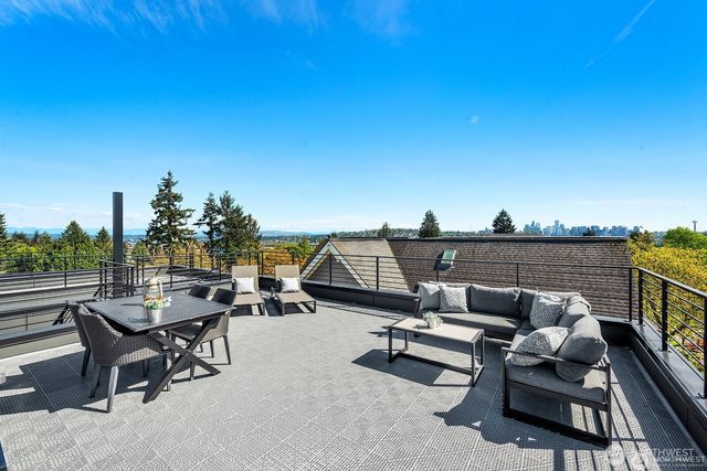 4116 A Burke Avenue N, Seattle, WA 98103