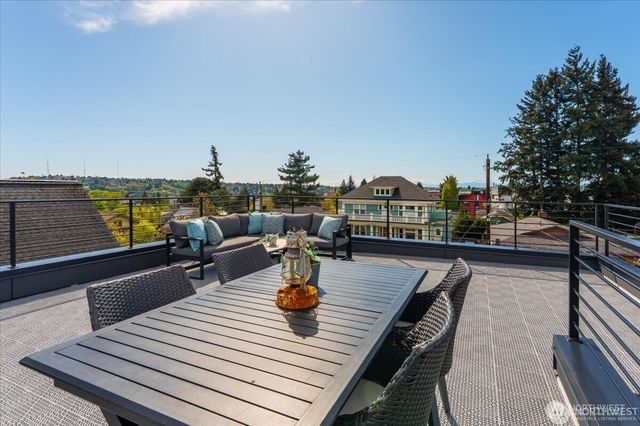 4116 A Burke Avenue N, Seattle, WA 98103