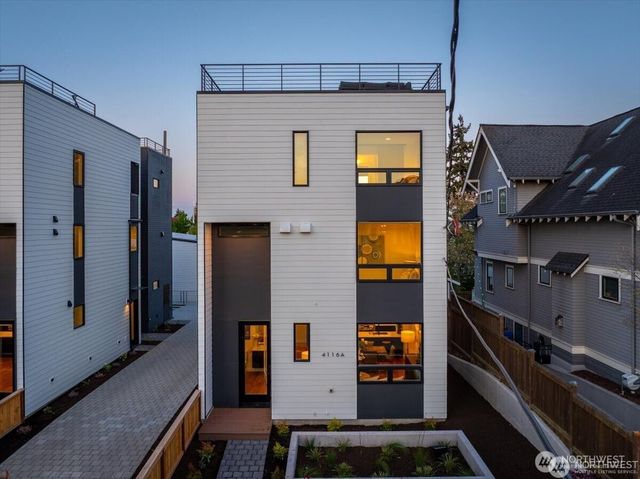 4116 A Burke Avenue N, Seattle, WA 98103
