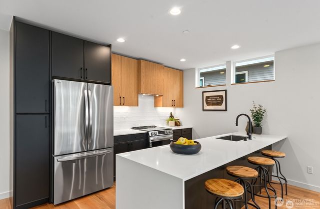 4116 A Burke Avenue N, Seattle, WA 98103