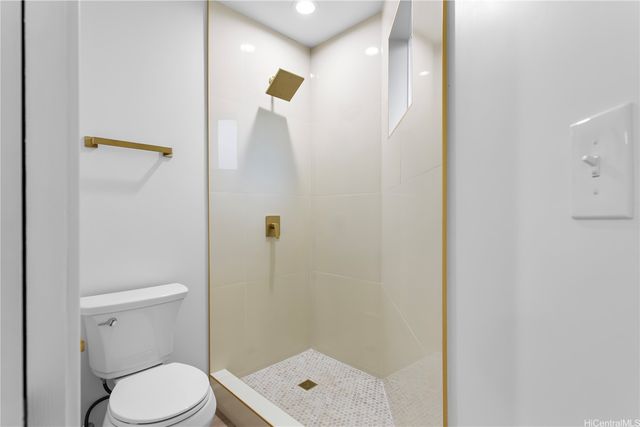 1861 Kapiolani Boulevard E, Honolulu, HI 96826