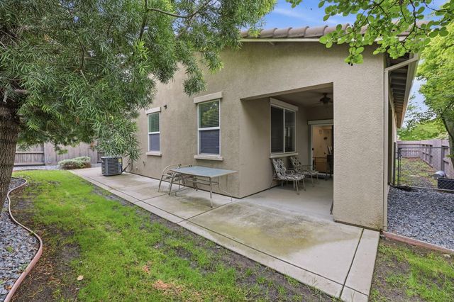 8731 Summer Sun Way, Elk Grove, CA 95624