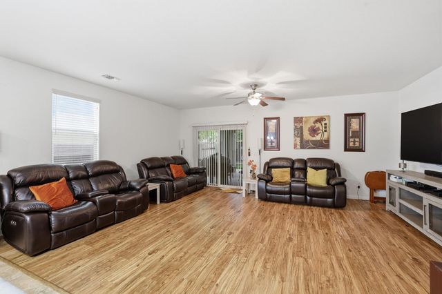 8731 Summer Sun Way, Elk Grove, CA 95624