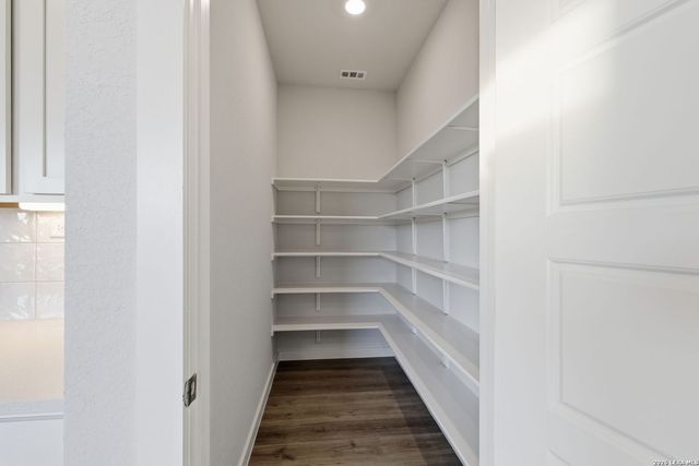 750 Whitman, San Antonio, TX 78130