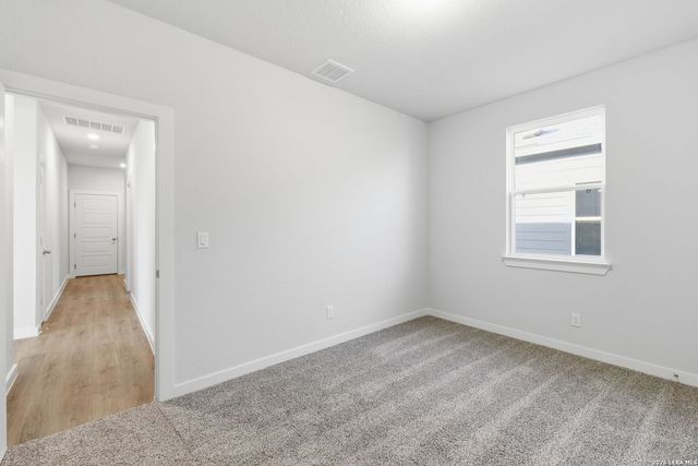 750 Whitman, San Antonio, TX 78130
