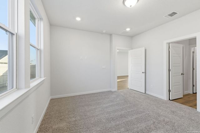 750 Whitman, San Antonio, TX 78130