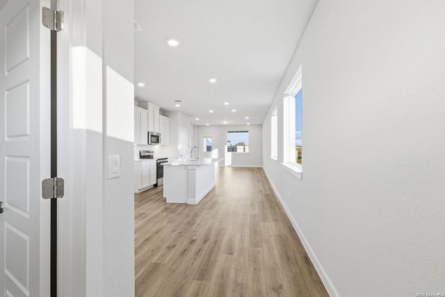 750 Whitman, San Antonio, TX 78130