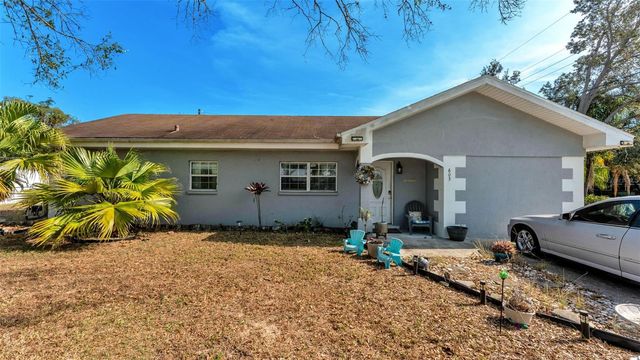 803 CASSELBERRY DRIVE, Lake Wales, FL 33853