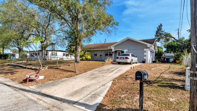 803 CASSELBERRY DRIVE, Lake Wales, FL 33853