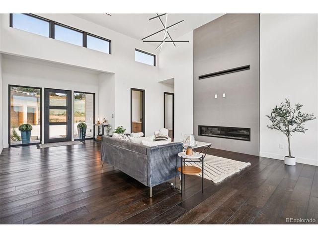 545 Strada Rossa Rd, Golden, CO 80401