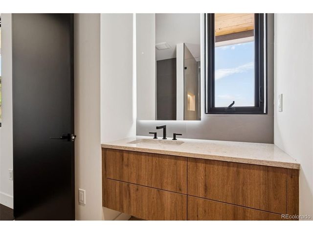 545 Strada Rossa Rd, Golden, CO 80401