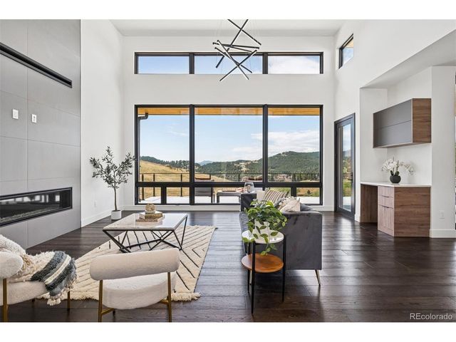 545 Strada Rossa Rd, Golden, CO 80401