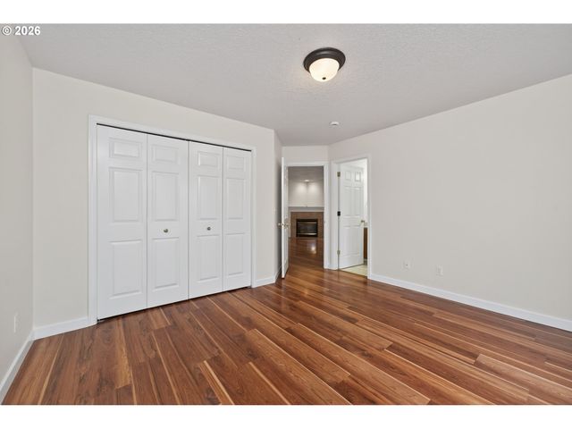 20510 Ne SHORE VIEW Dr, Fairview, OR 97024