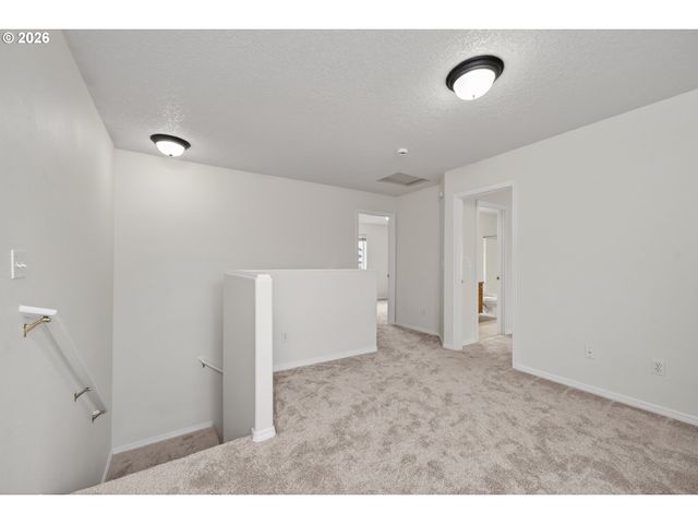 20510 Ne SHORE VIEW Dr, Fairview, OR 97024