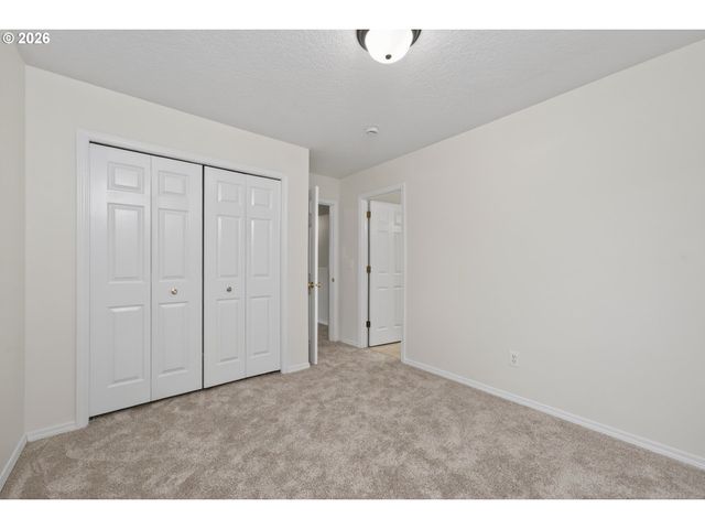 20510 Ne SHORE VIEW Dr, Fairview, OR 97024