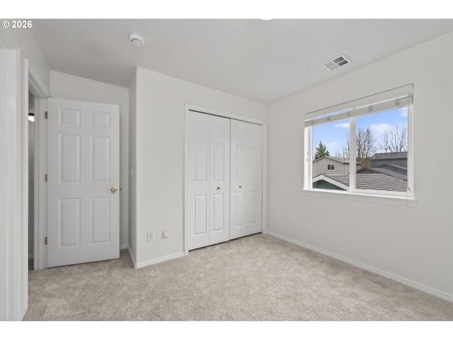 20510 Ne SHORE VIEW Dr, Fairview, OR 97024