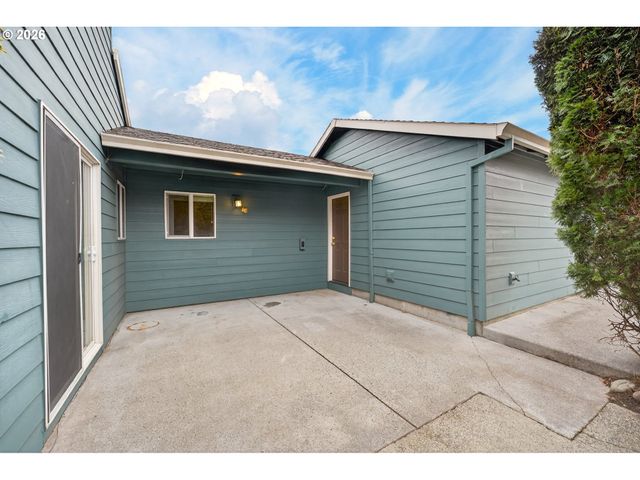 20510 Ne SHORE VIEW Dr, Fairview, OR 97024