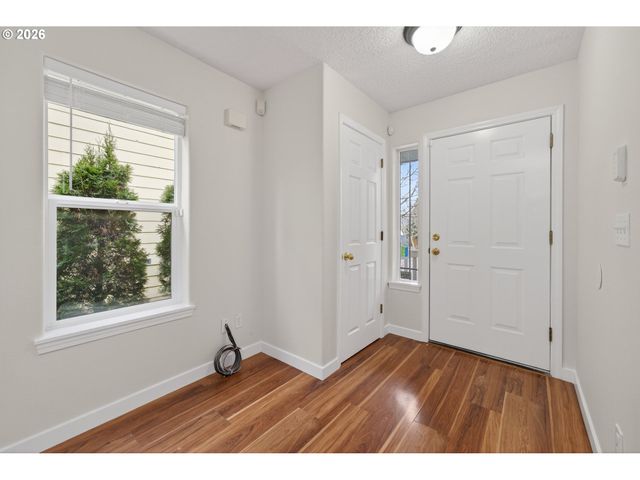 20510 Ne SHORE VIEW Dr, Fairview, OR 97024