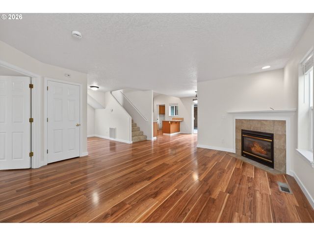 20510 Ne SHORE VIEW Dr, Fairview, OR 97024