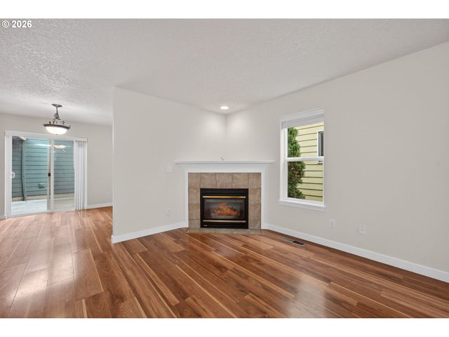 20510 Ne SHORE VIEW Dr, Fairview, OR 97024