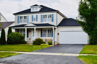 2480 LEHMAN Drive, West Chicago, IL 60185