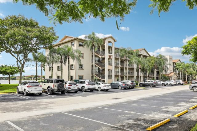 13800 SW 5th Ct 301M, Pembroke Pines, FL 33027