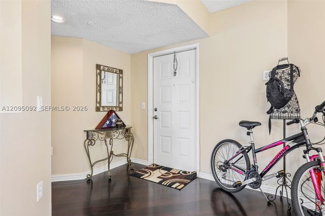 13800 SW 5th Ct 301M, Pembroke Pines, FL 33027