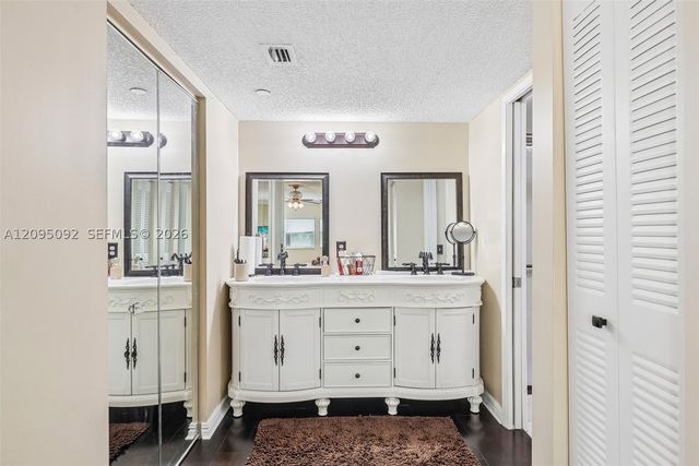 13800 SW 5th Ct 301M, Pembroke Pines, FL 33027