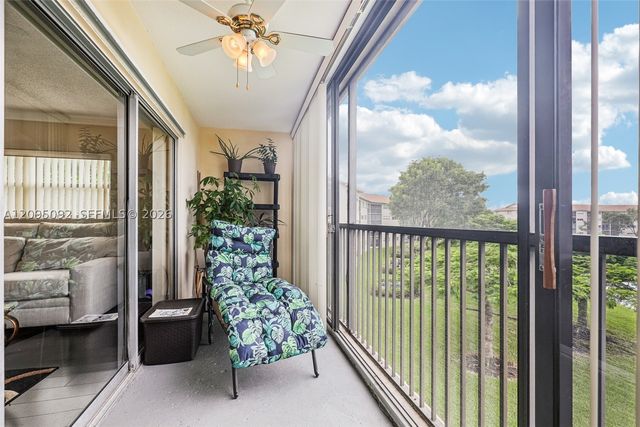 13800 SW 5th Ct 301M, Pembroke Pines, FL 33027