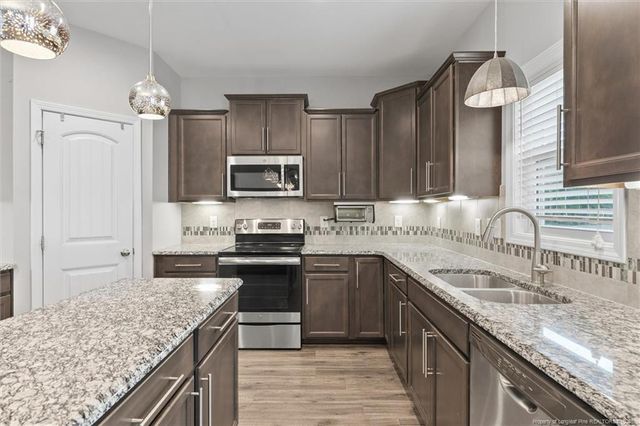 1908 Sweetfern Place, Aberdeen, NC 28315
