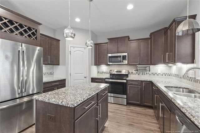 1908 Sweetfern Place, Aberdeen, NC 28315