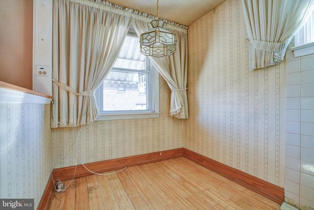 329 N OAK AVE, Clifton Heights, PA 19018